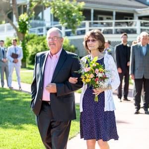 Meet your Posher, Connie